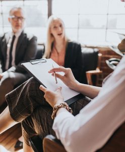 Read more about the article Znaczenie planowania sukcesji i zarządzania ryzykiem: Kompleksowa analiza